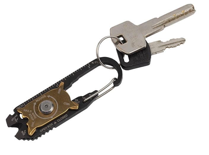 Wielofunkcyjny brelok – Karabińczyk – Multitool dla strażaka